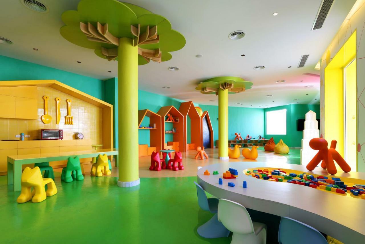 Family Selection At Grand Palladium Select Costa Mujeres Cancun Exterior photo